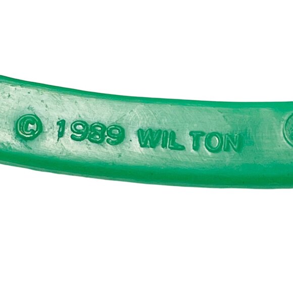 Wilton 1989 Green 4 inch Holiday Angel Cookie Cutter vintage - Picture 4 of 7